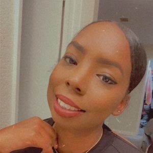 Meet your Posher, Kamilah